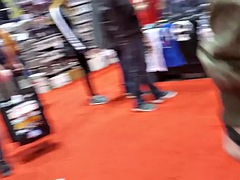 COSPLAY TEEN GETS PICKED UP AND FUCKED HARD (MUST SEE!)
